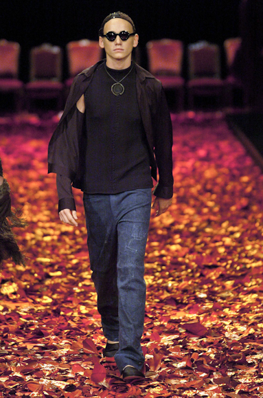 desfiles-linovillaventura-spinverno2004rtw-119