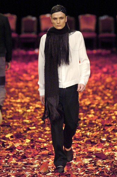 desfiles-linovillaventura-spinverno2004rtw-123