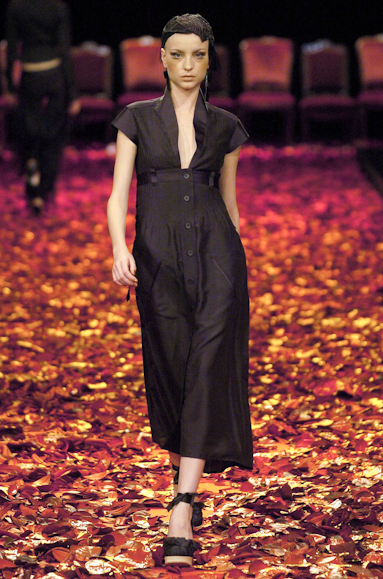desfiles-linovillaventura-spinverno2004rtw-136