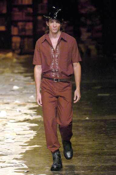 desfiles-marioqueiroz-spinverno2004rtw-123