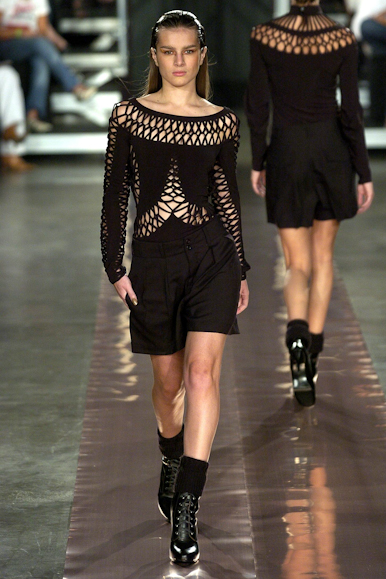 desfiles-reinaldolourenco-spinverno2004rtw-102