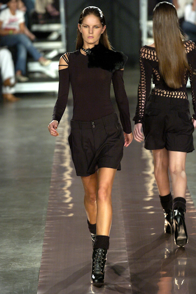 desfiles-reinaldolourenco-spinverno2004rtw-103