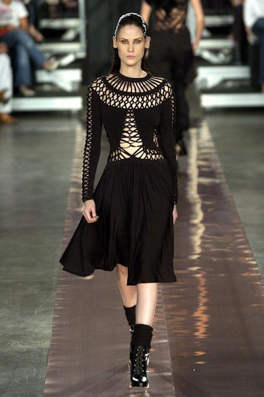 desfiles-reinaldolourenco-spinverno2004rtw-108