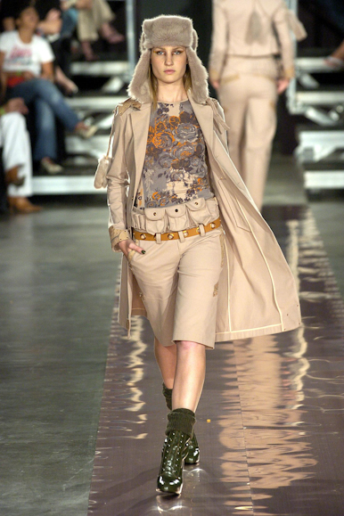 desfiles-reinaldolourenco-spinverno2004rtw-117