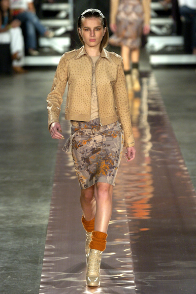 desfiles-reinaldolourenco-spinverno2004rtw-123