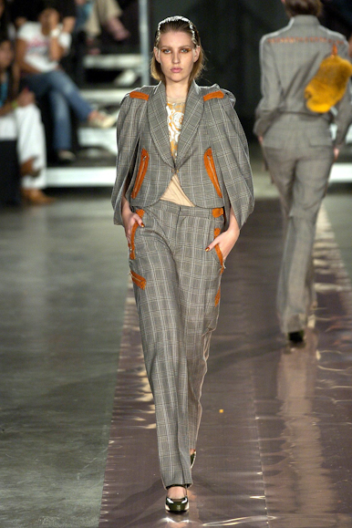 desfiles-reinaldolourenco-spinverno2004rtw-133
