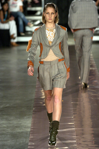 desfiles-reinaldolourenco-spinverno2004rtw-134