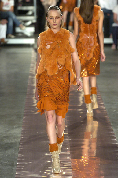 desfiles-reinaldolourenco-spinverno2004rtw-144