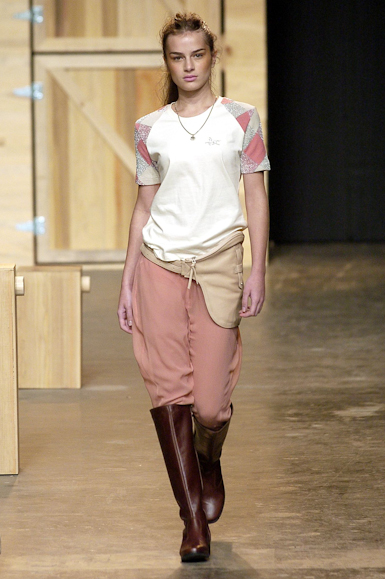 desfiles-renatoloureiro-spinverno2004rtw-110