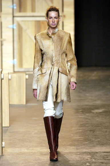 desfiles-renatoloureiro-spinverno2004rtw-132