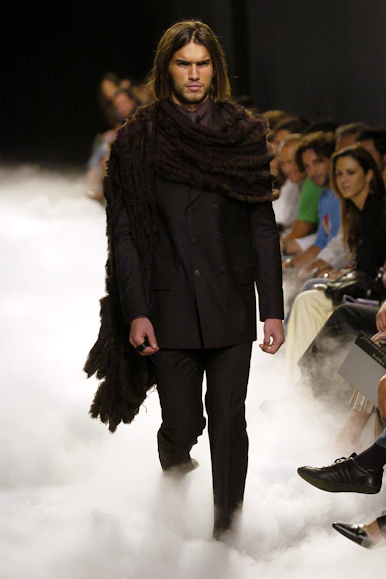 desfiles-ricardoalmeida-spinverno2004rtw-100