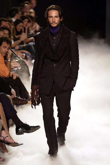 desfiles-ricardoalmeida-spinverno2004rtw-105