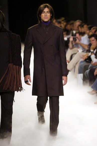 desfiles-ricardoalmeida-spinverno2004rtw-107