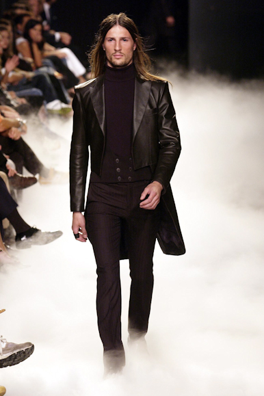 desfiles-ricardoalmeida-spinverno2004rtw-109