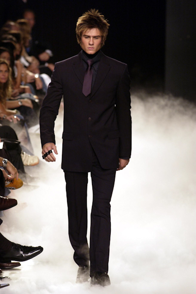 desfiles-ricardoalmeida-spinverno2004rtw-123