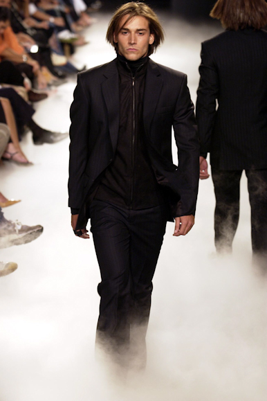 desfiles-ricardoalmeida-spinverno2004rtw-124