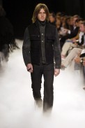 desfiles-ricardoalmeida-spinverno2004rtw-129