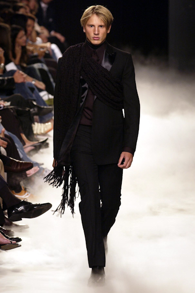 desfiles-ricardoalmeida-spinverno2004rtw-132