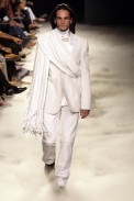 desfiles-ricardoalmeida-spinverno2004rtw-137