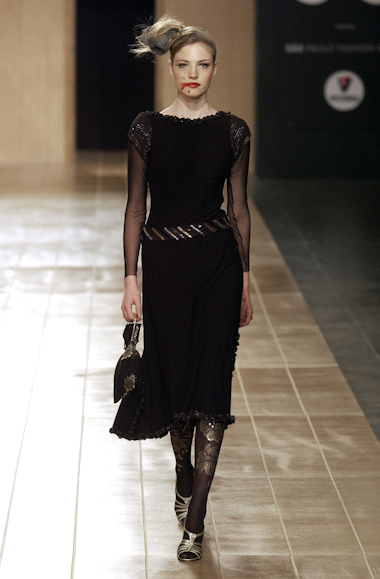 desfiles-ronaldofraga-spinverno2004rtw-118