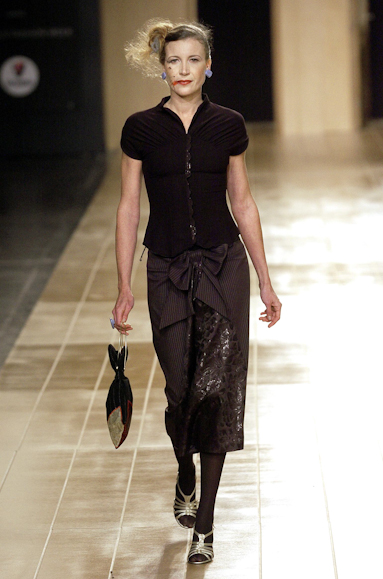 desfiles-ronaldofraga-spinverno2004rtw-127