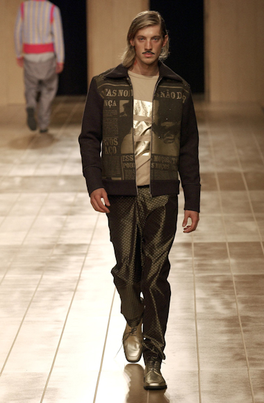 desfiles-ronaldofraga-spinverno2004rtw-134