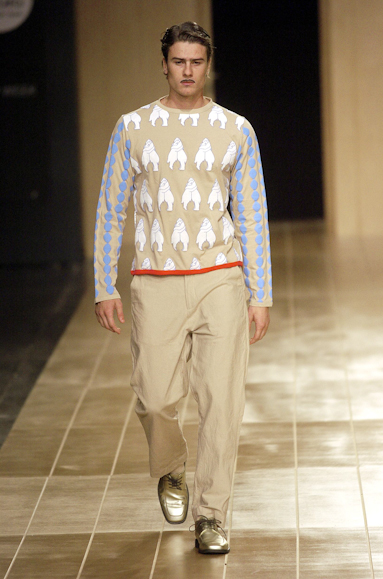 desfiles-ronaldofraga-spinverno2004rtw-143