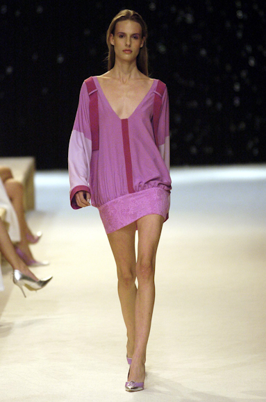 desfiles-rosacha-spinverno2004rtw-107