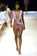 desfiles-rosacha-spinverno2004rtw-112