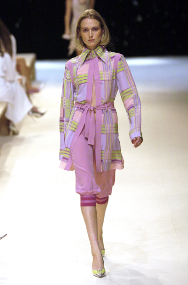 desfiles-rosacha-spinverno2004rtw-122