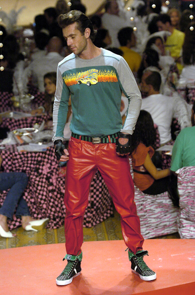 desfiles-cavalera-spinverno2004rtw-111