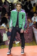 desfiles-cavalera-spinverno2004rtw-115