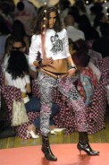 desfiles-cavalera-spinverno2004rtw-120