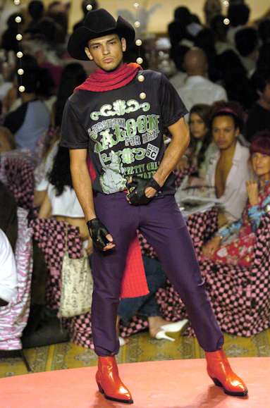 desfiles-cavalera-spinverno2004rtw-130