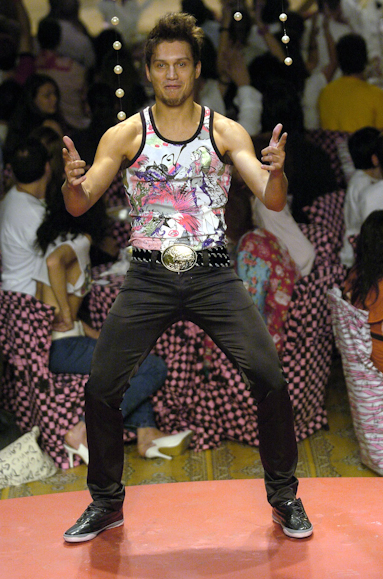 desfiles-cavalera-spinverno2004rtw-149