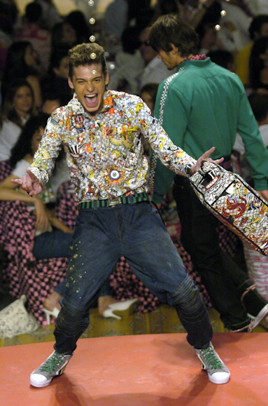 desfiles-cavalera-spinverno2004rtw-157