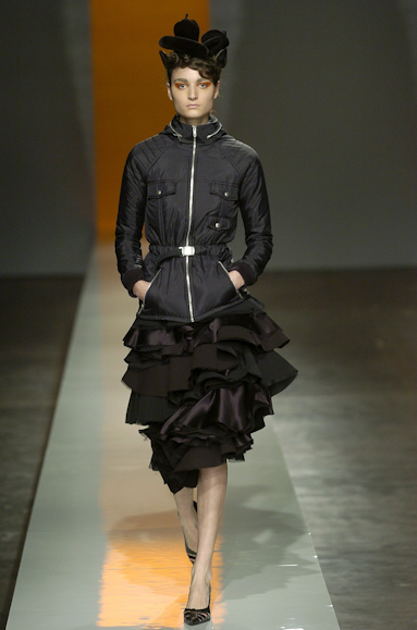 desfiles-alexandreherchcovich-spinverno2004rtw-122