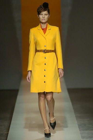 desfiles-alexandreherchcovich-spinverno2004rtw-129