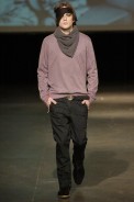 desfiles-alexandreherchcovichmen-spinverno2004rtw-107