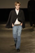 desfiles-alexandreherchcovichmen-spinverno2004rtw-109