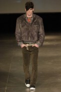desfiles-alexandreherchcovichmen-spinverno2004rtw-124