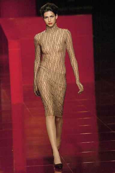 desfiles-alphorria-spinverno2004rtw-110