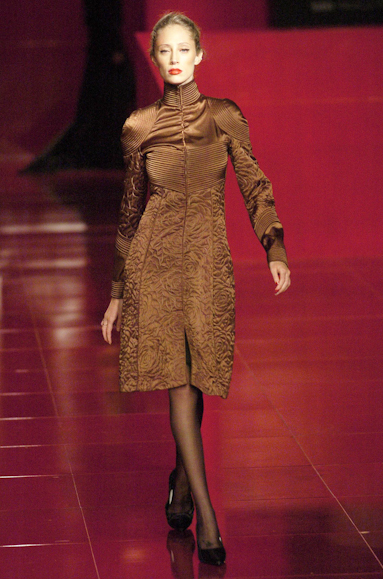 desfiles-alphorria-spinverno2004rtw-129