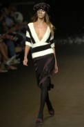 desfiles-andrelima-spinverno2004rtw-101