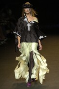 desfiles-andrelima-spinverno2004rtw-105