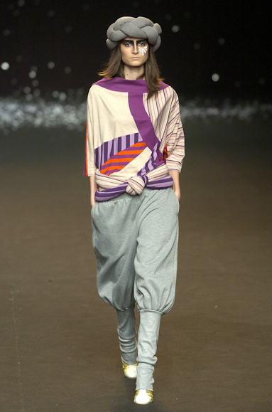 desfiles-andrelima-spinverno2004rtw-115