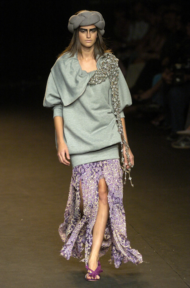 desfiles-andrelima-spinverno2004rtw-118