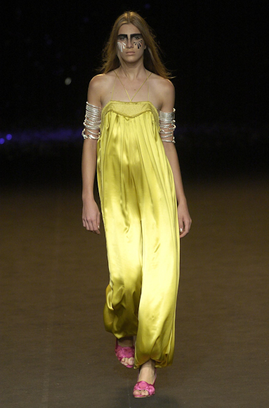 desfiles-andrelima-spinverno2004rtw-126