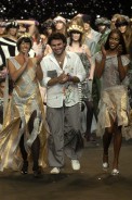 desfiles-andrelima-spinverno2004rtw-146