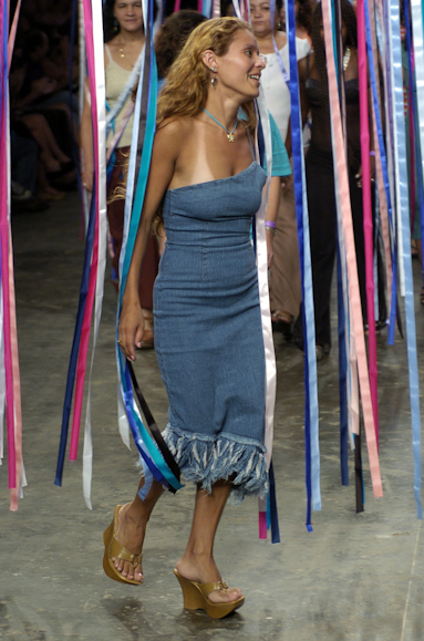 desfiles-coparocca-spinverno2004rtw-124